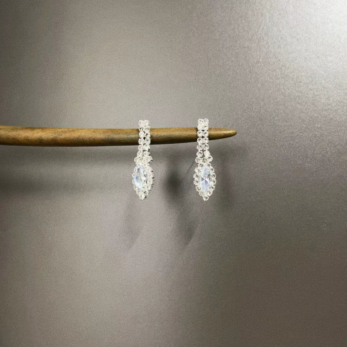 Vintage Banquet Star River Set
